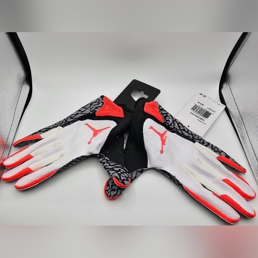 Nike Jordan Jet 7.0 Football Gloves White/Black/Infrared 23 Magnigrip+
